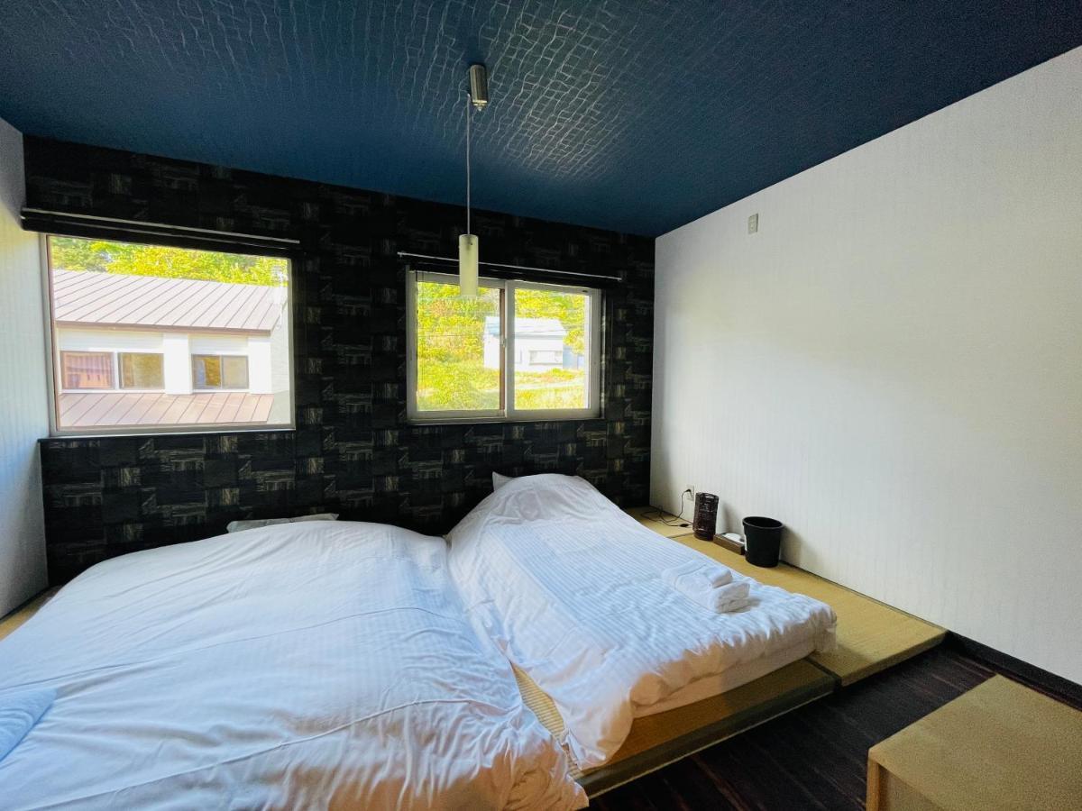 Niseko Hotel Kiraku Kou Экстерьер фото